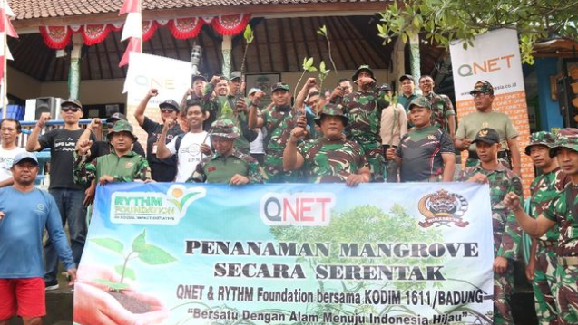 Kodim 1611/Badung Bali dan Qnet Tanam Magrove di Taman Hutan Raya Ngurah Rai